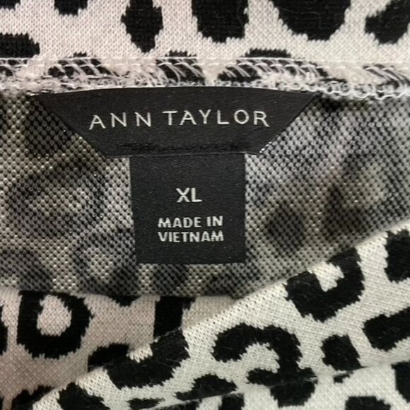 NWOT Ann Taylor Mock Neck Animal Print Sweater Size XL - Picture 8 of 10